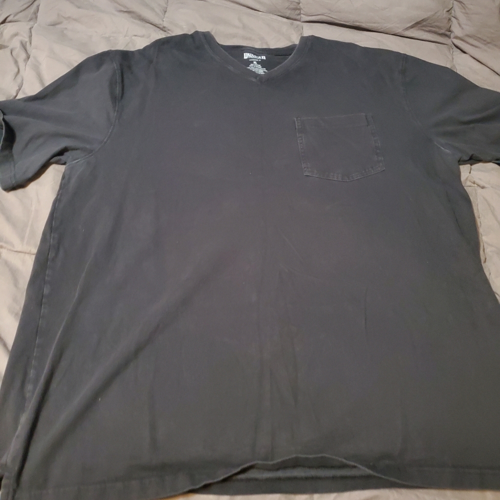 Men's Duluth tshirt
